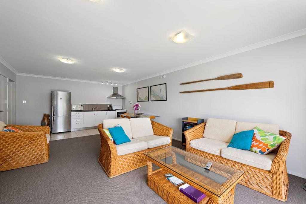 The Sandcastle - Papamoa Holiday Apartment Экстерьер фото